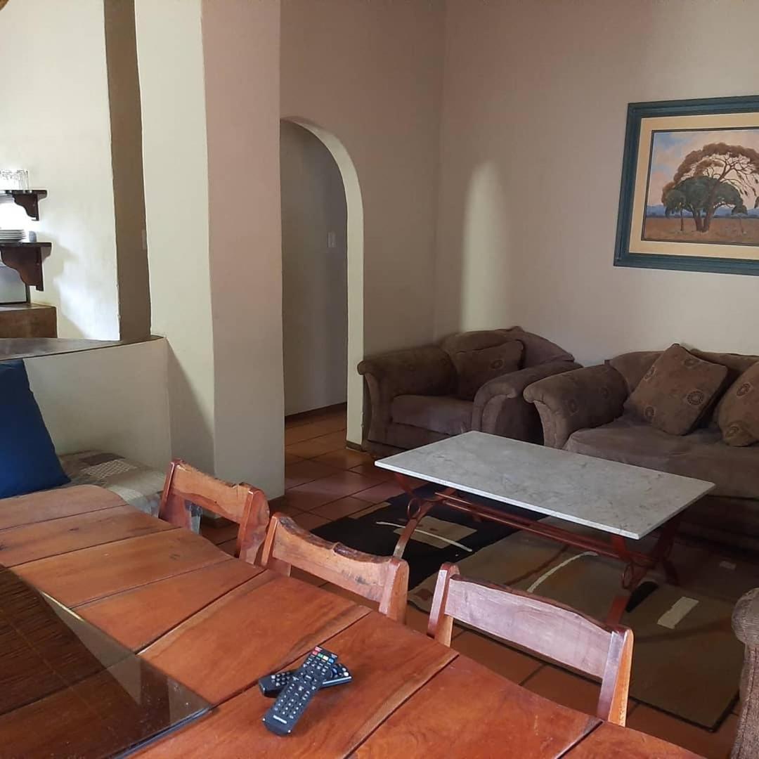 בלה-בלה Gallery Inn מראה חיצוני תמונה